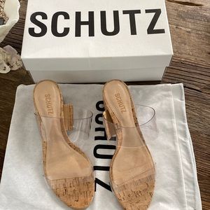 SCHUTZ Victorie Cork and Vinyl Sandal Size 9